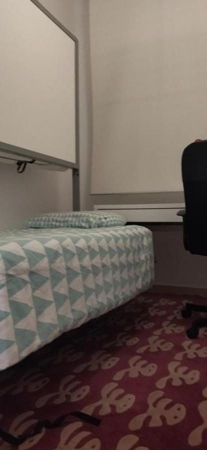 Appartamento La Casita De La Puerta De Carmona Siviglia Esterno foto
