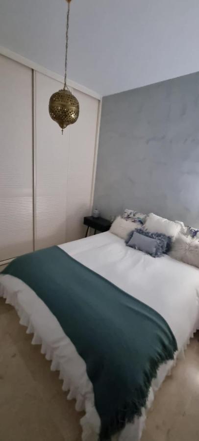 Appartamento La Casita De La Puerta De Carmona Siviglia Esterno foto
